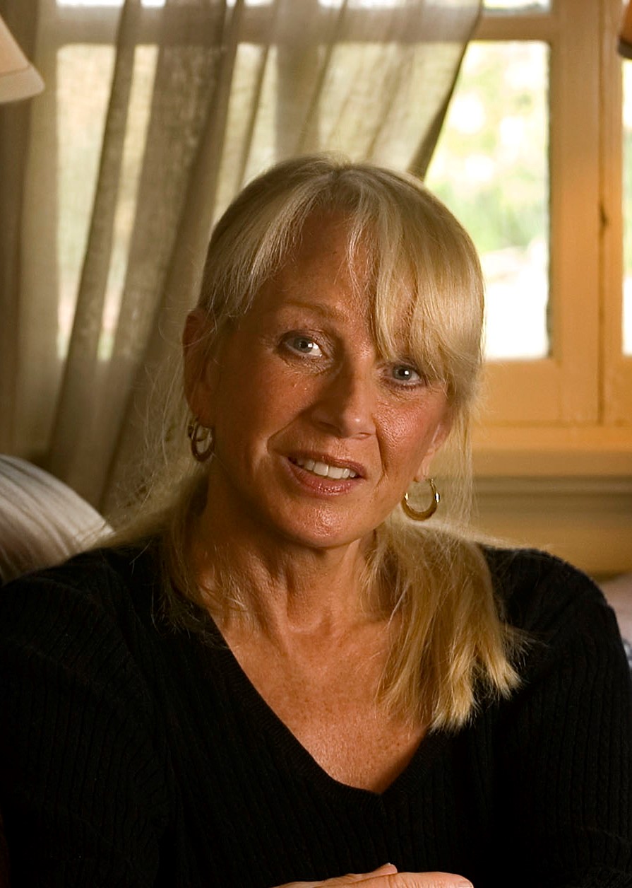 PATRICIA TRAXLER TO READ IN SALINA SPRING POETRY SERIES, TUESDAY, APRIL 30 - News Image